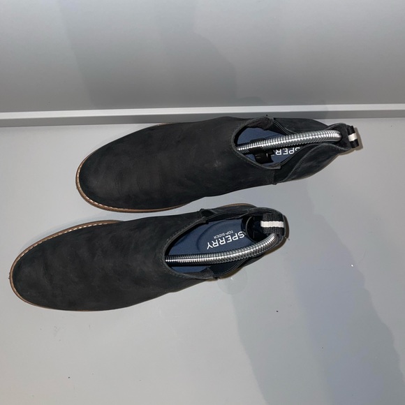 Sperry suede black ankle boots size 8.5 women’s pull on boot. - Picture 2 of 5